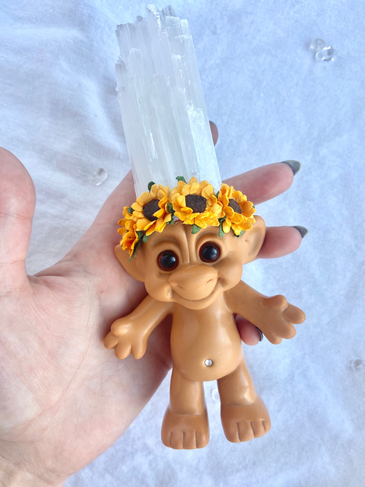 Sunflower Troll 7"